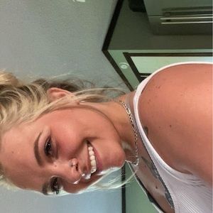 Meet your Posher, Aleah